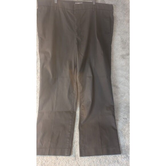 Dockers Classic Fit Dress Pants Mens 42 X 32 Black Straight Leg - Picture 1 of 10